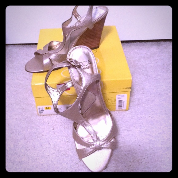 Circa by Joan & David T-Strap Wedges - Picture 1 of 3